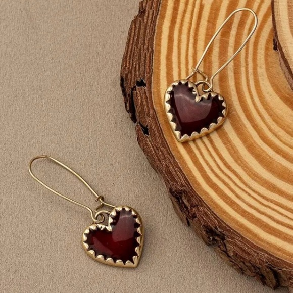 ✨Free People Marbella Dark Red Heart Earrings - Picture 2 of 6